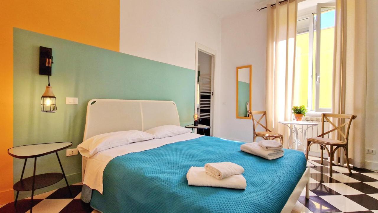 Onda Su Onda Bed & Breakfast ลาสเปเซีย ภายนอก รูปภาพ
