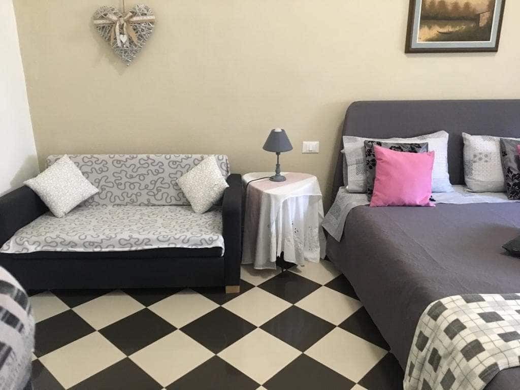 Onda Su Onda Bed & Breakfast ลาสเปเซีย ภายนอก รูปภาพ